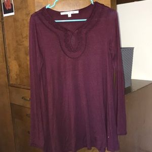 Long sleeve T-shirt, size small, max studio brand